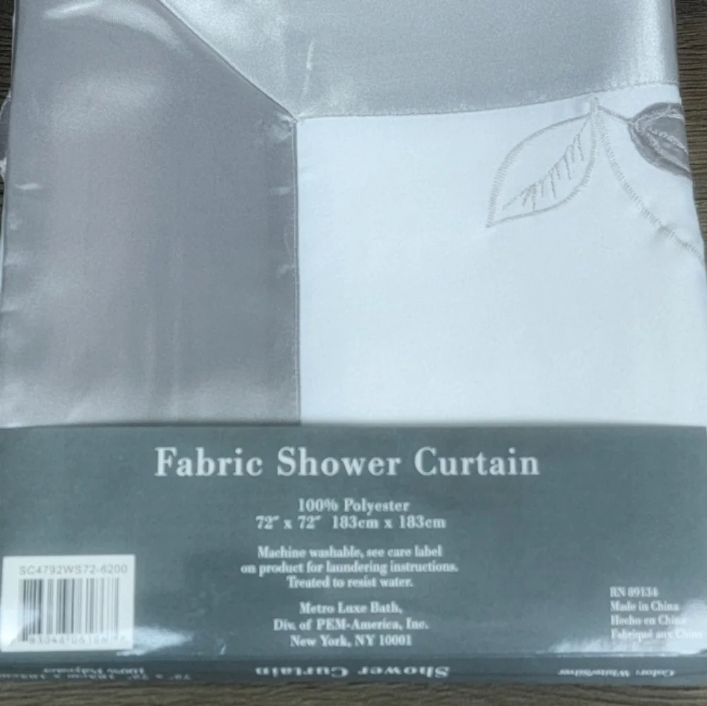 Metro Luxe Bath White & Silver Fabric‎ Shower Curtain NEW!